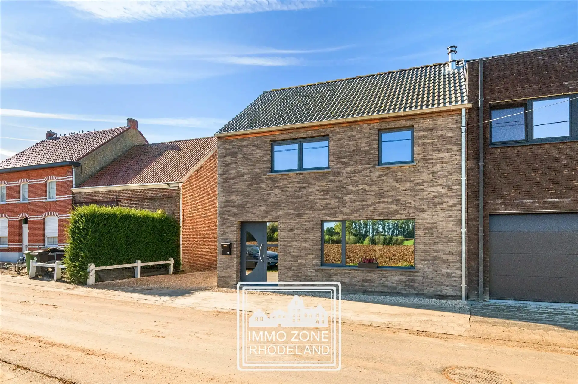 Sublieme instapklare woning met 3 slpks en diepe groene tuin foto 2