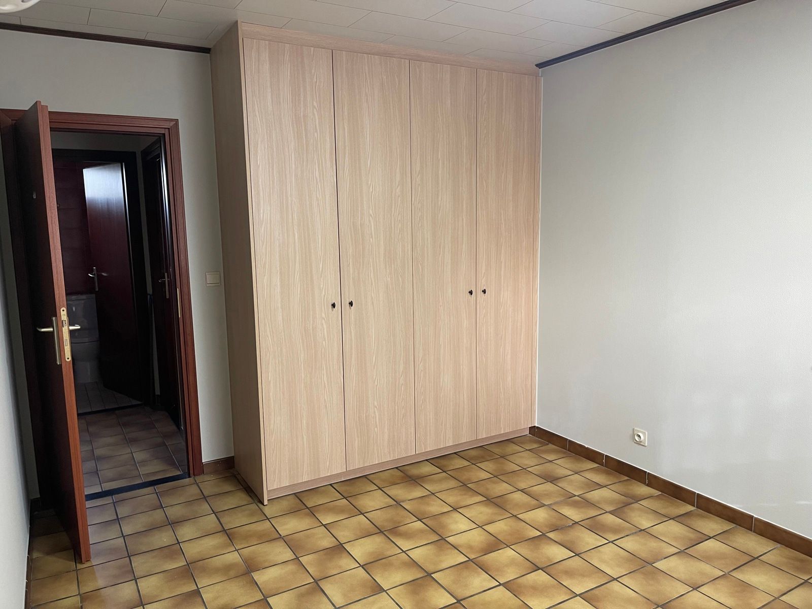 Charmante woning met tuin en veranda te Sint-Kruis-Winkel foto 10