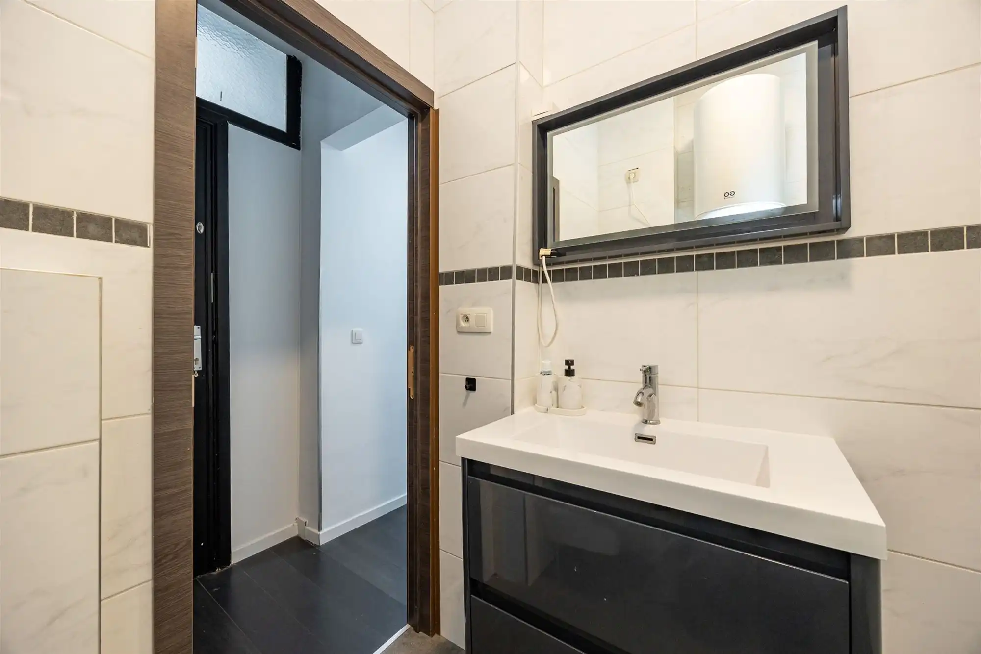 Instapklaar en lichtrijk appartement op TOPlocatie foto 11