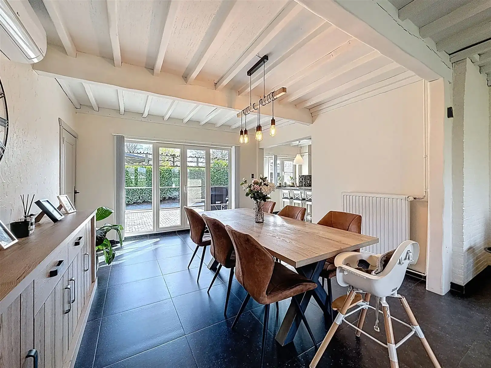 Ruime open bebouwing, 4 slpks, bureau, 14a 01ca foto 10