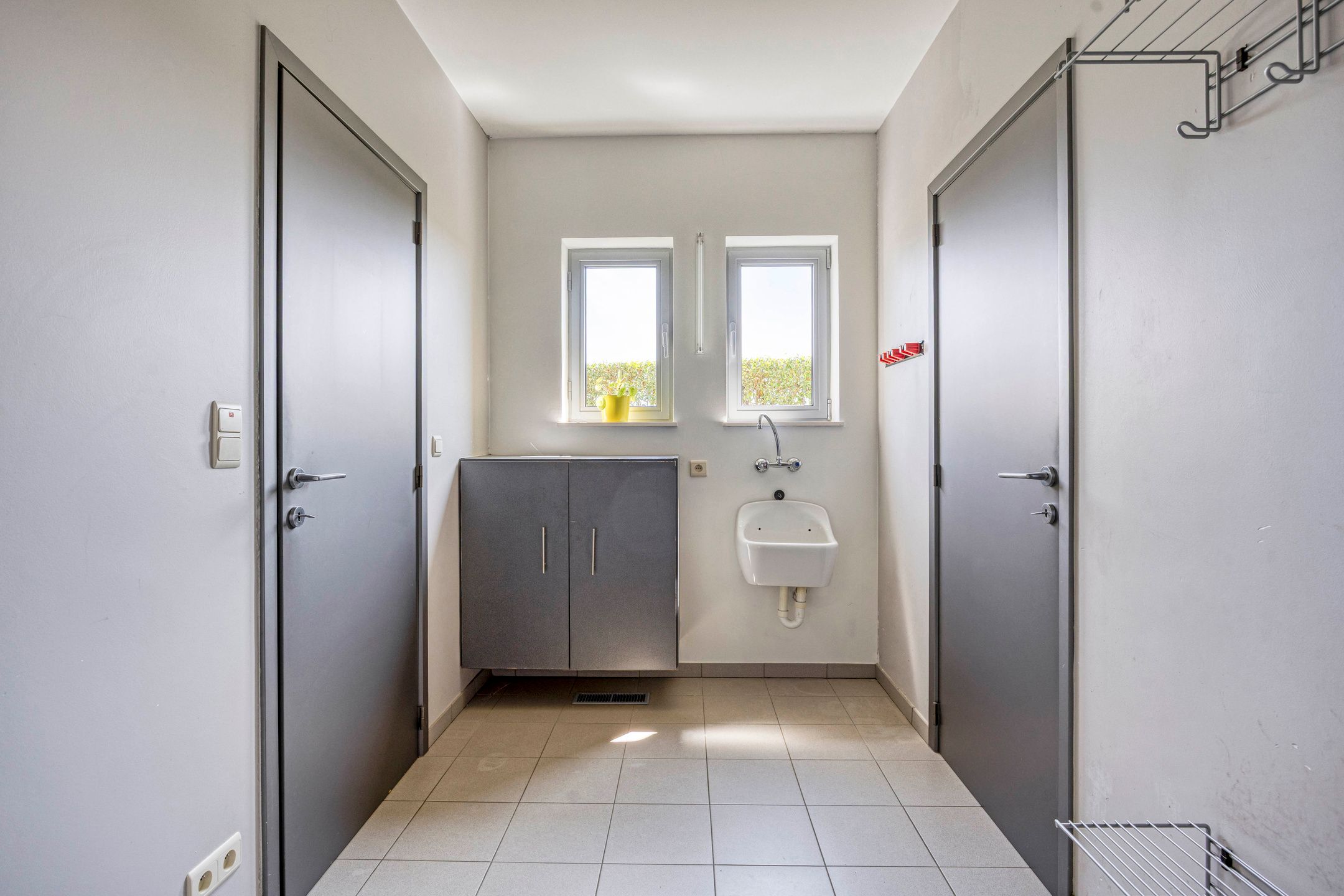 Prachtige villa op ruim perceel met mooi vergezicht foto 36