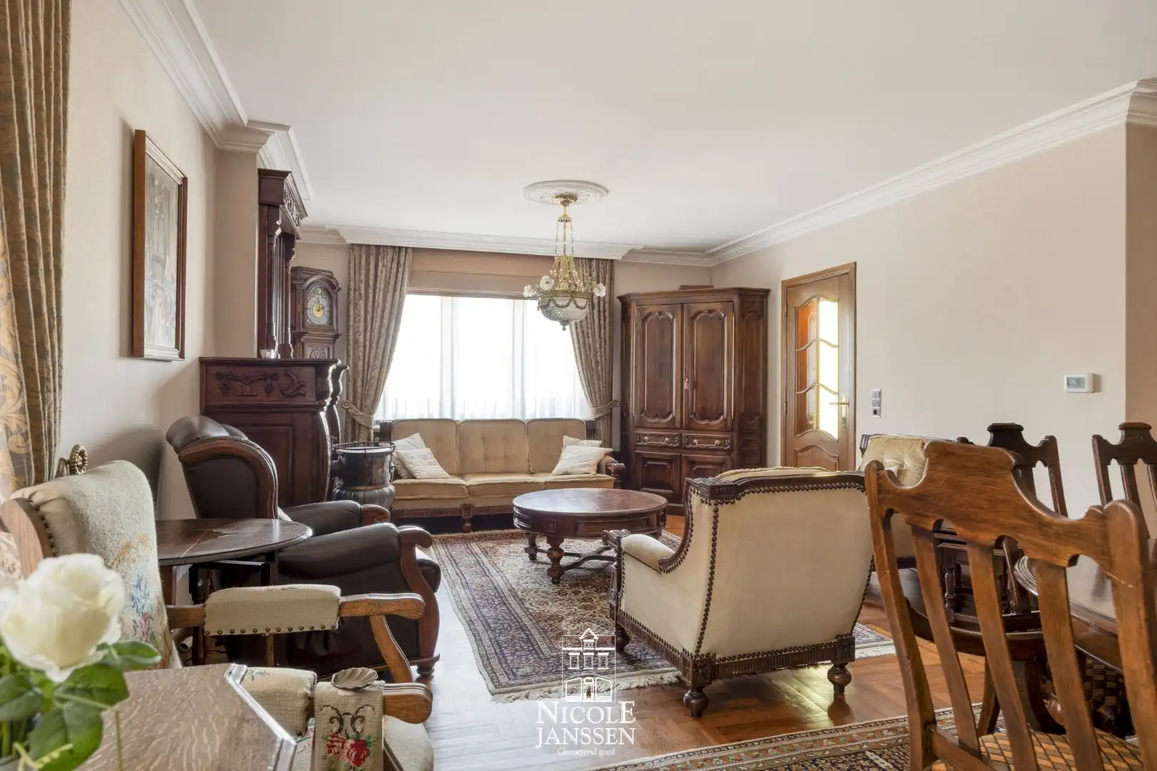 Ruime woning in landelijke omgeving foto 6