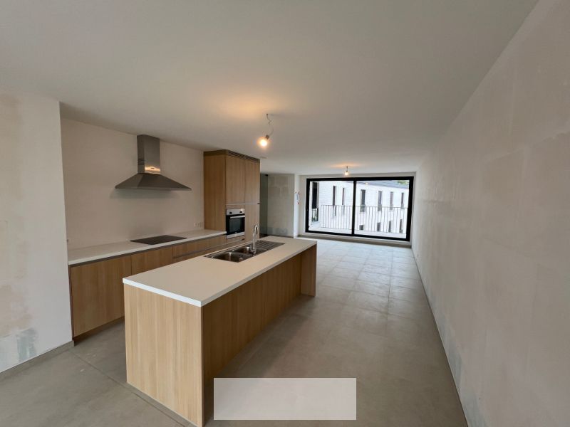 Luxueus nieuwbouwappartement met 2 slaapkamers en 2 ruime terrassen in hartje Zwevegem foto 8