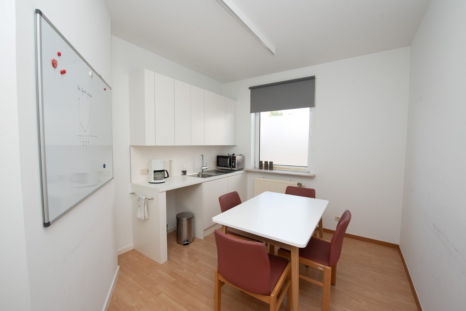 Huisartsencentrum Wielsbeke TE KOOP foto 12