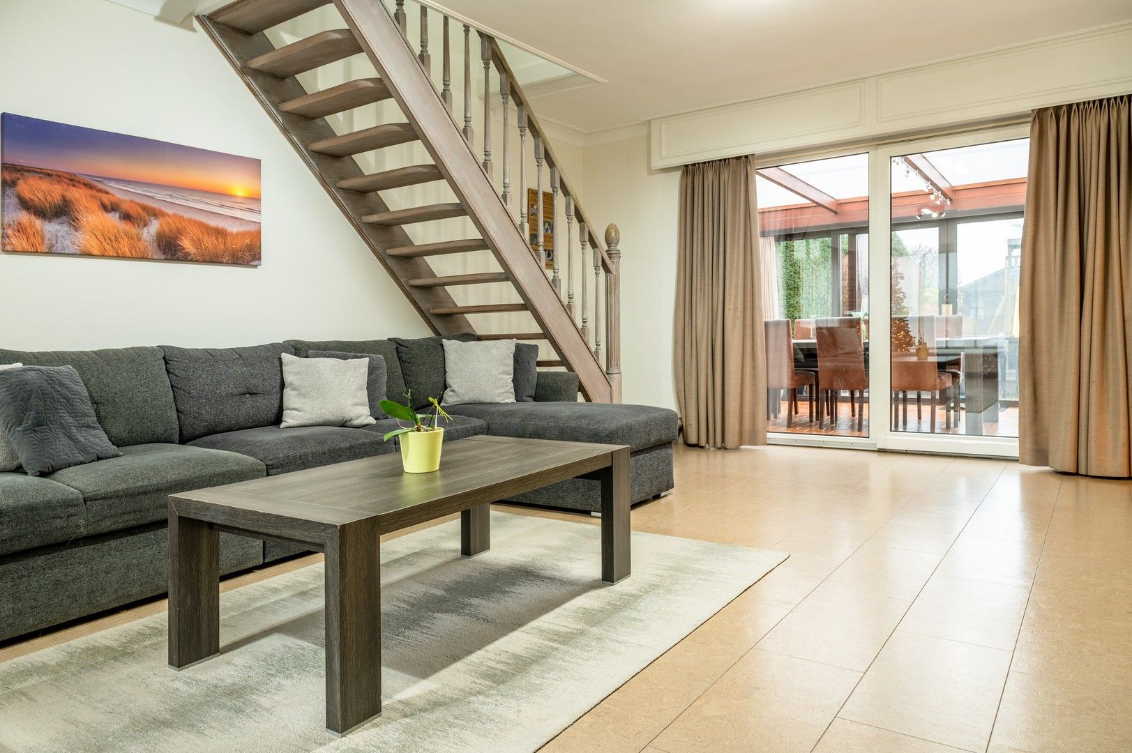 Energie efficiënte open bebouwing met grote tuin foto 15