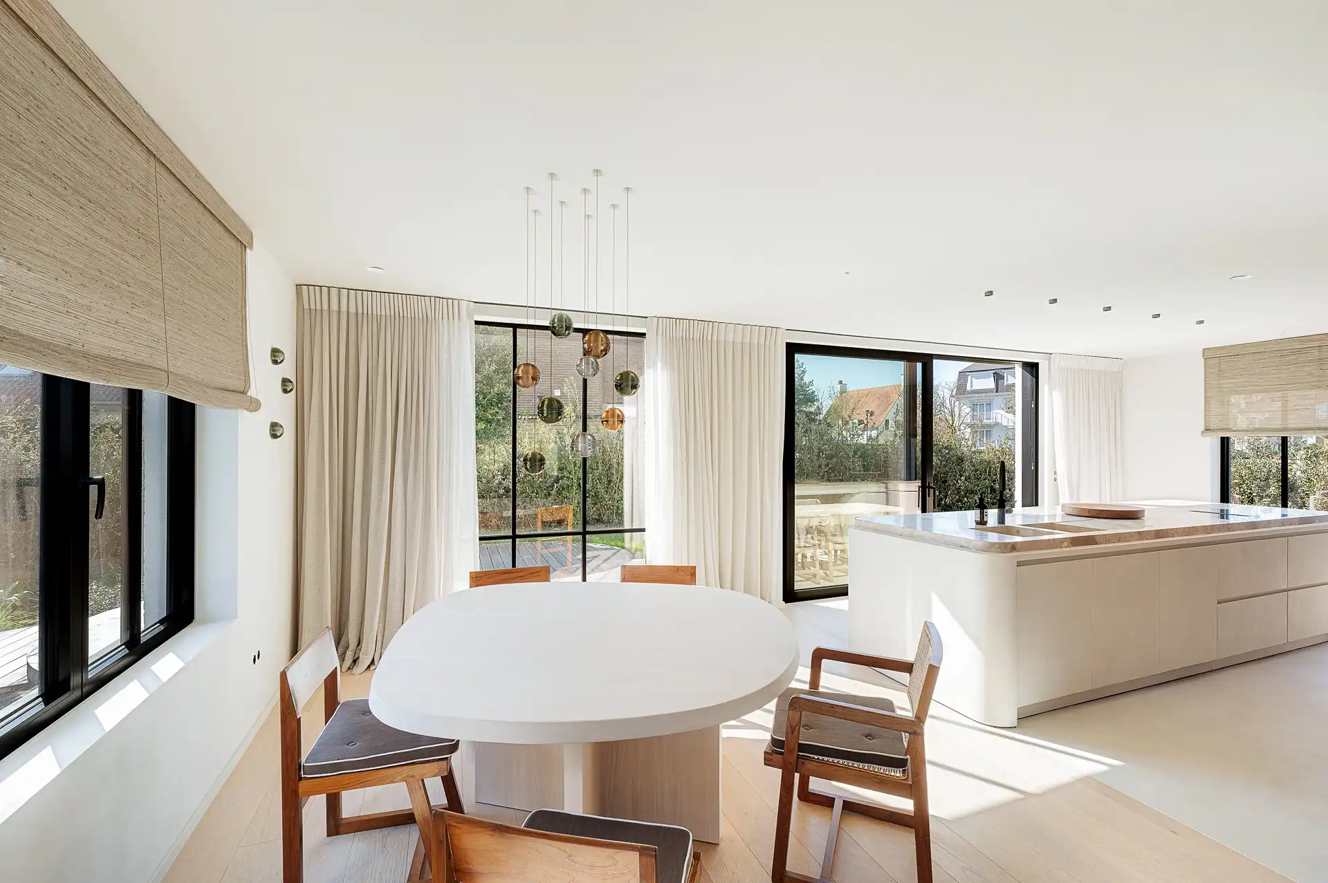 Exclusieve, luxueus gerenoveerde villa op topligging in Duinbergen, vlakbij zee foto 11