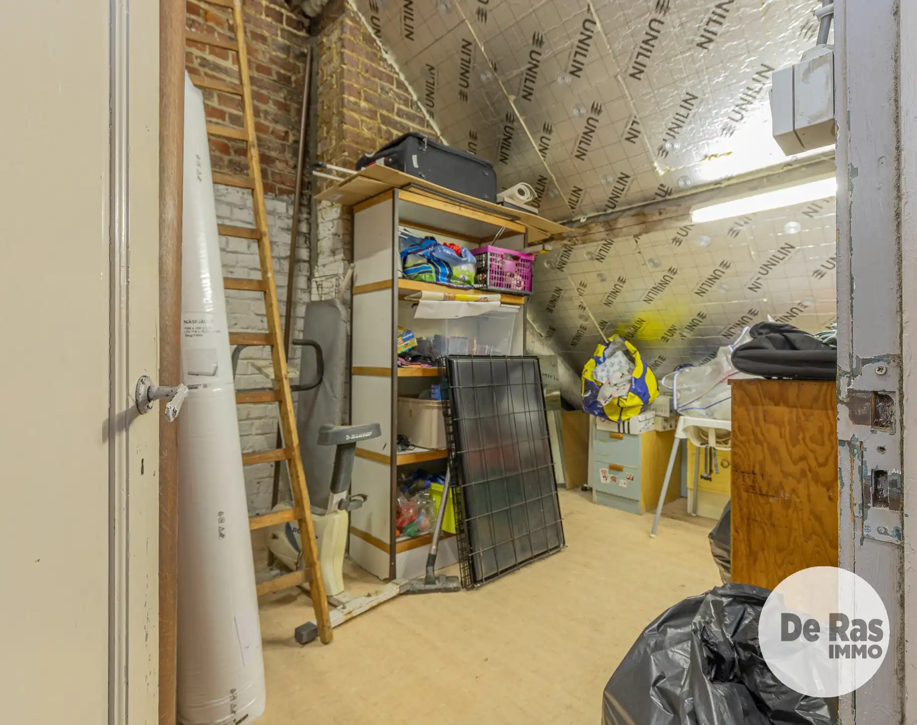 LEDE - Te renoveren woning met 4 slaapkamers nabij centrum foto 20