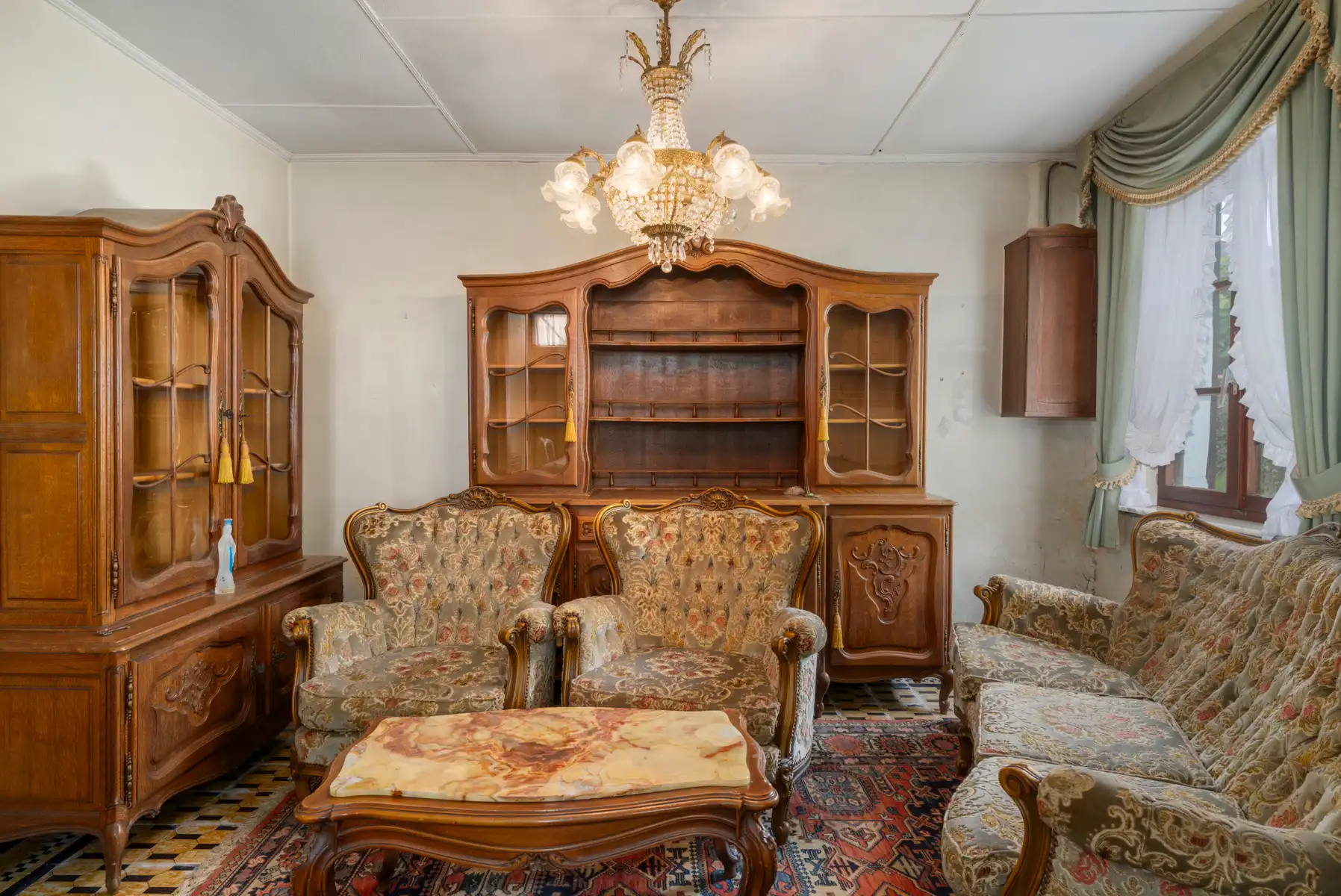 Te renoveren halfopen bebouwing op rustige locatie foto 3