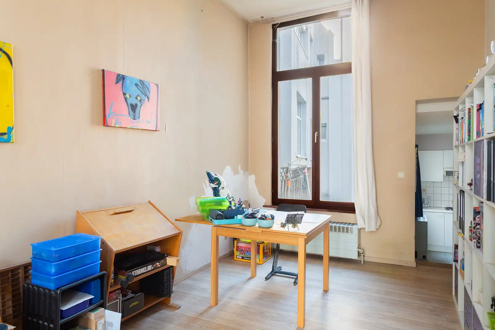 Te renoveren stadswoning met garage en tuin foto 7