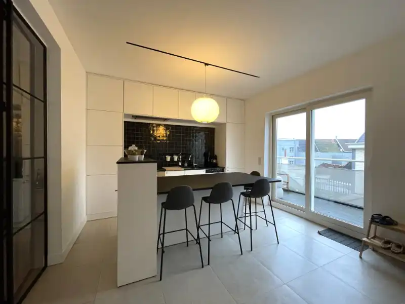 Exclusief en ruim appartement in authentiek gebouw hartje Gent foto 5