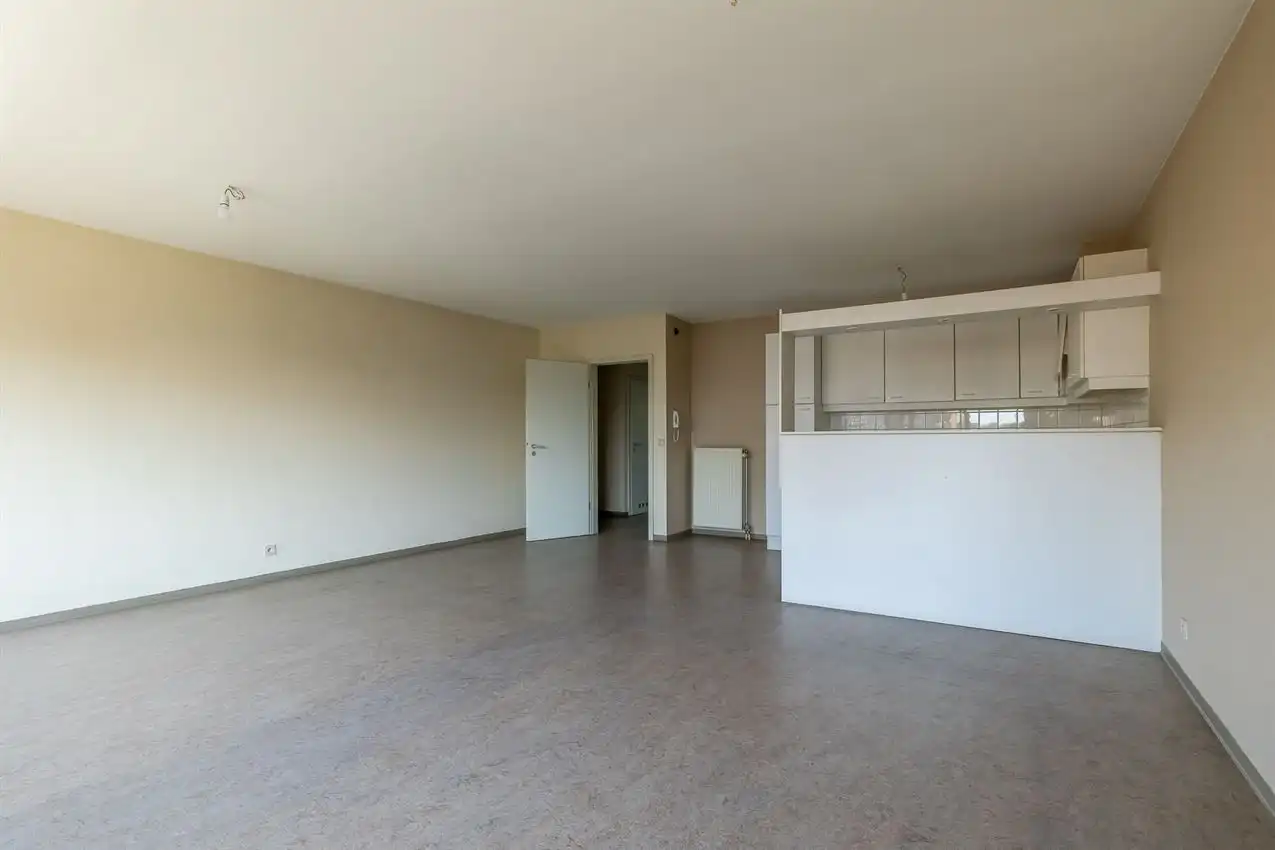 Appartement met twee slaapkamer en terras nabij centrum foto 7