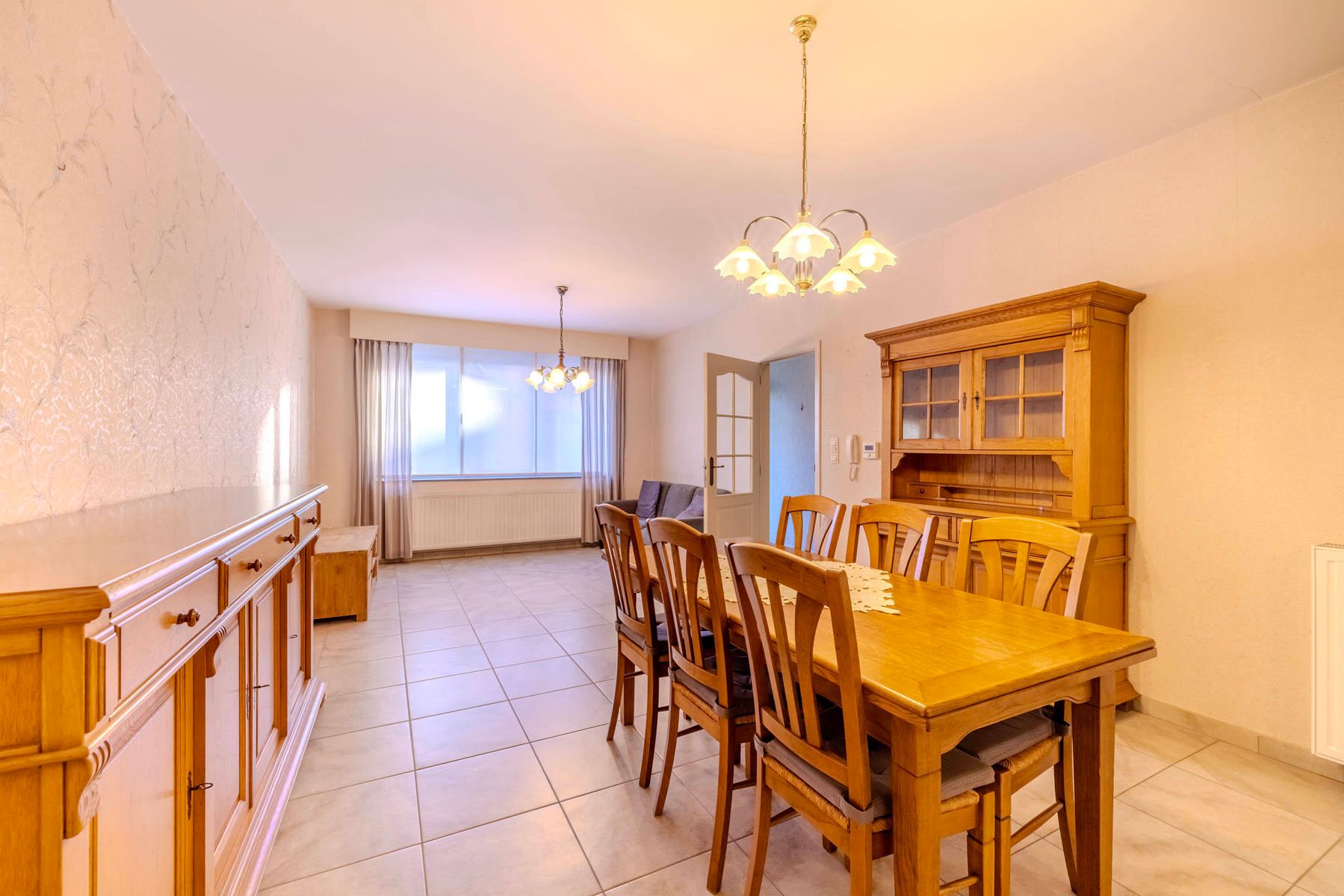 GLV app (132m²) met 2slpk, terras, garagebox en kelder foto 5