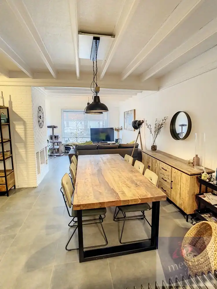 Ruime woning met tuin te Hasselt foto 2