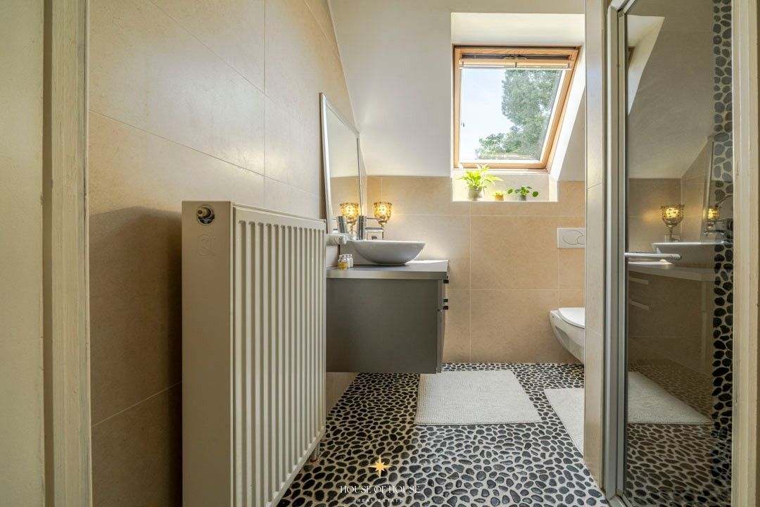 Sfeervolle landelijke villa met charmante tuin en prachtig verzicht foto 19