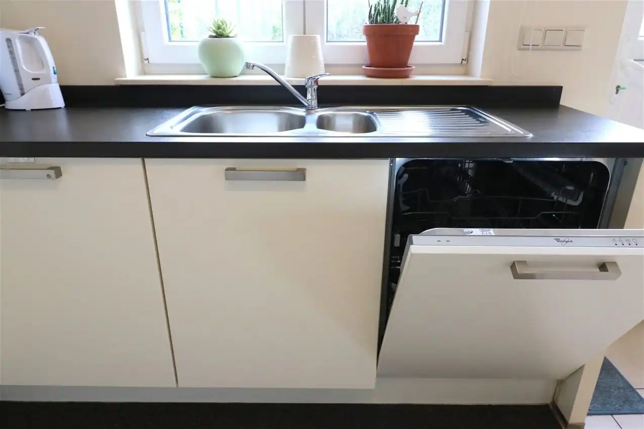 Moderne driegevelwoning met 3 slpk en tuin op rustige locatie foto 21