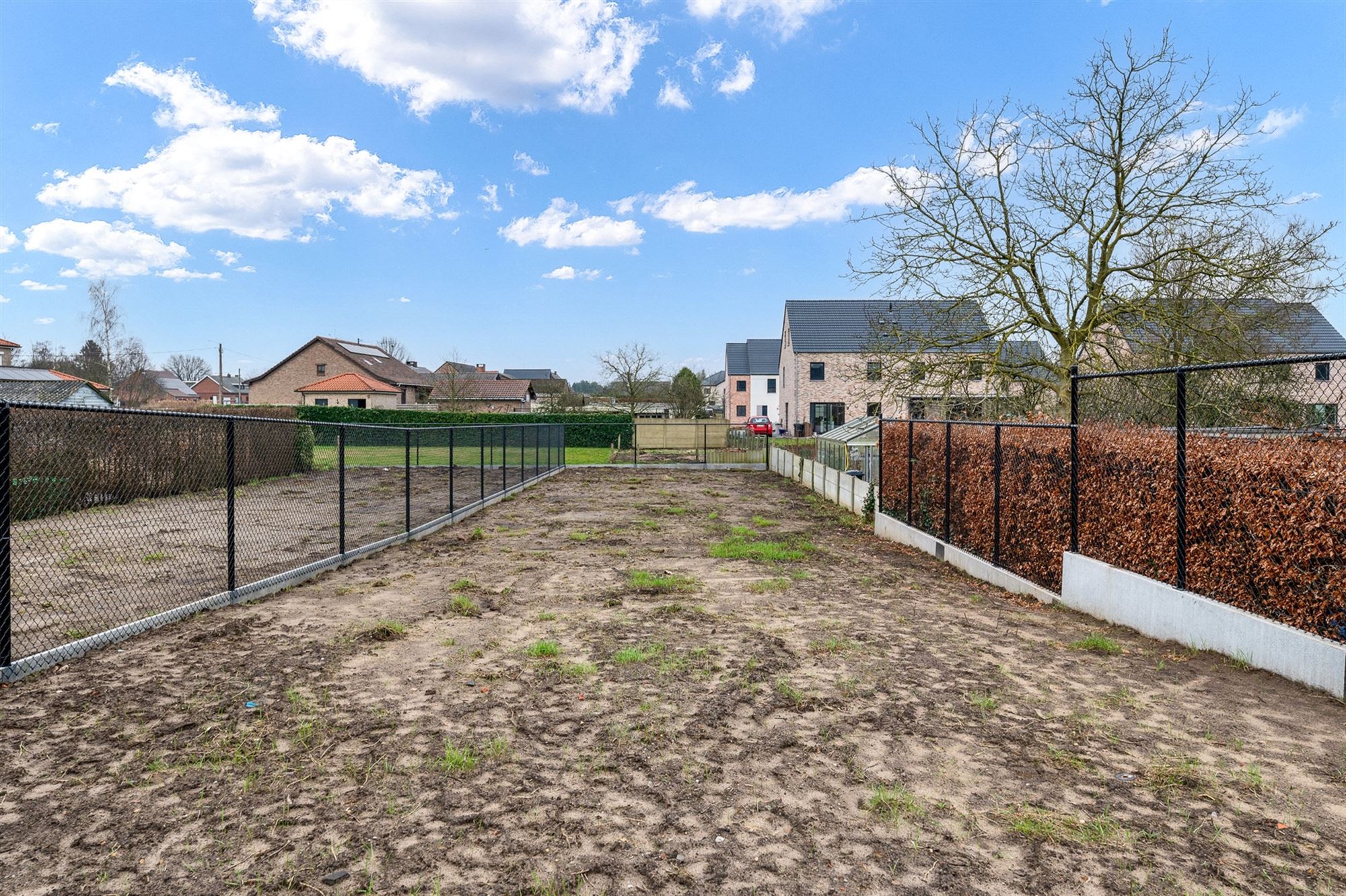 VOLLEDIG AFGEWERKTE NIEUWBOUWWONING MET 3 SLAAPKAMERS + DRESSING EN AANGELEGDE TUIN TE BERINGEN foto 18