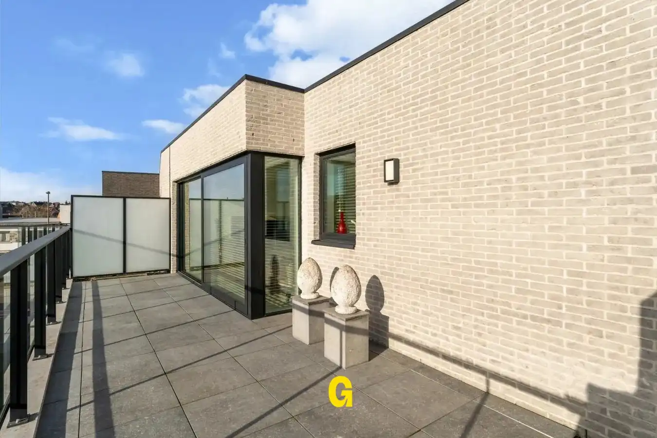 Knap hedendaags dakkappartement met ruime terrassen vlak bij het centrum foto 12