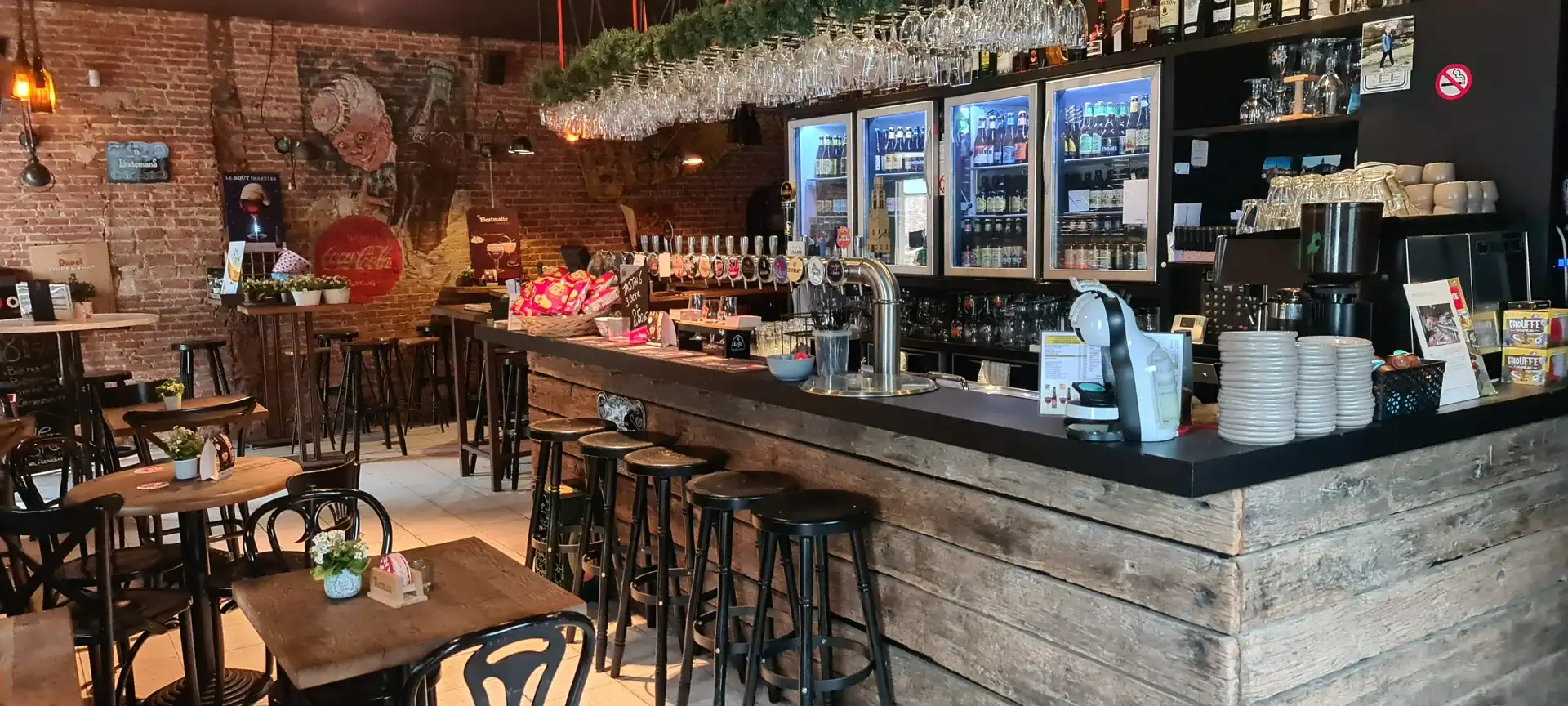 BRUGGE : Horecazaak over te nemen op een TOPLIGGING! foto {{pictureIndex}}