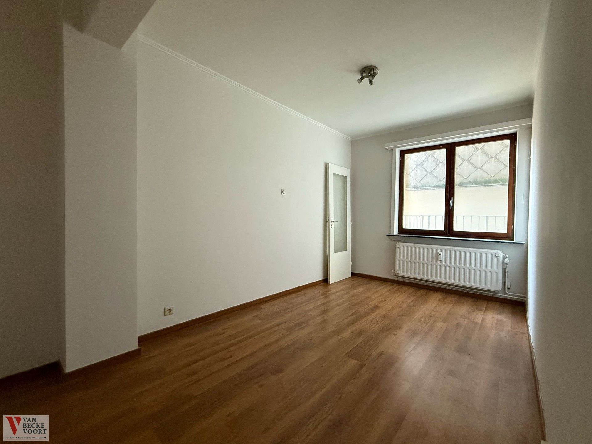 Ruim appartement met parkzicht foto 10