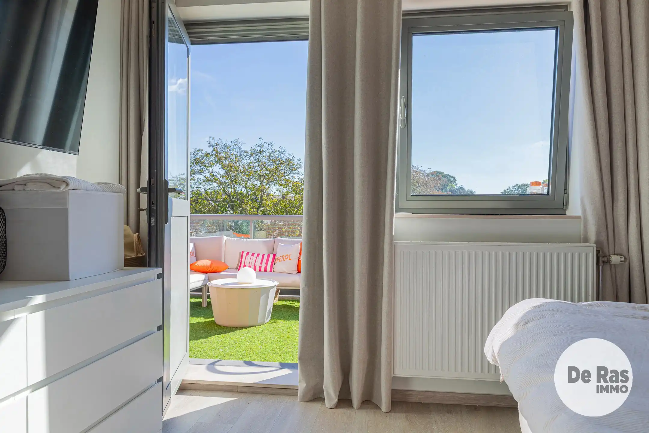 HERZELE - Recent appartement met 2 slpks, pal in het centrum foto 12