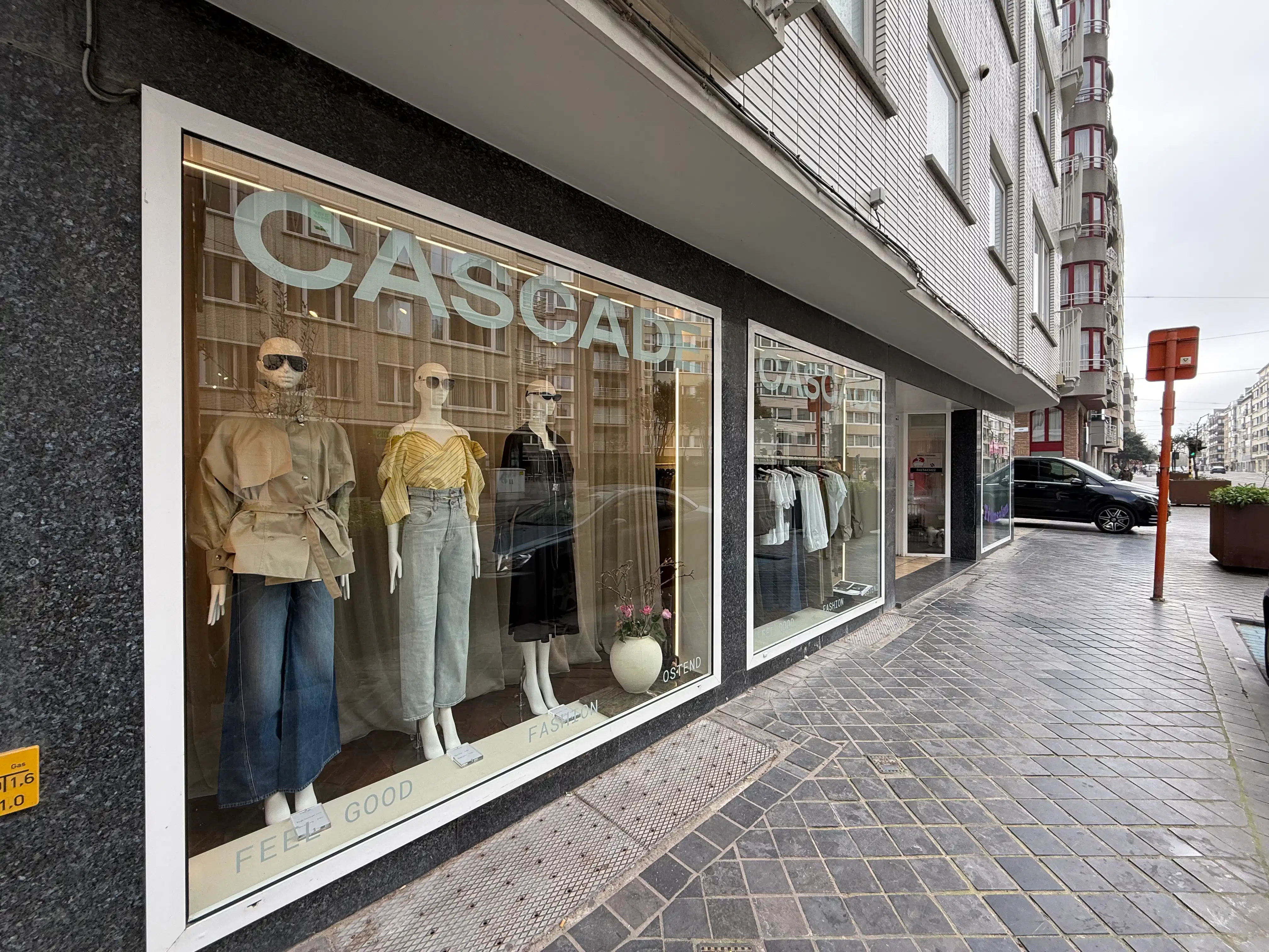 Standingvolle handelsruimte 50m² centrum Oostende foto {{pictureIndex}}