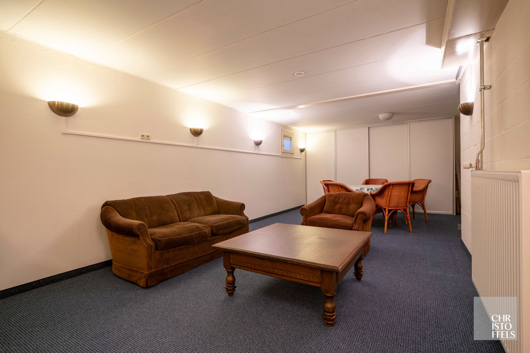 Villa (336m²) met 3 slaapkamers en een zwemvijver op een perceel van 1.219m²!  foto 23