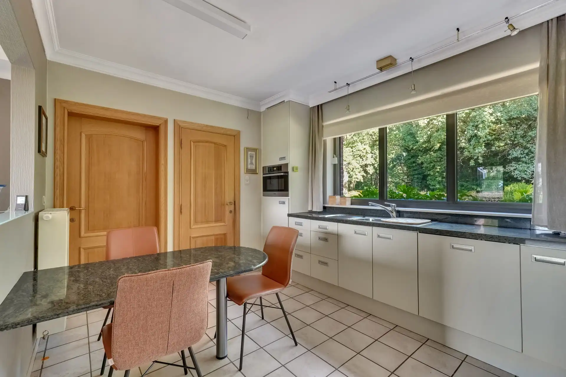 KARAKTERVOLLE WONING OP 41,73 ARE TE OPGLABBEEK foto 16