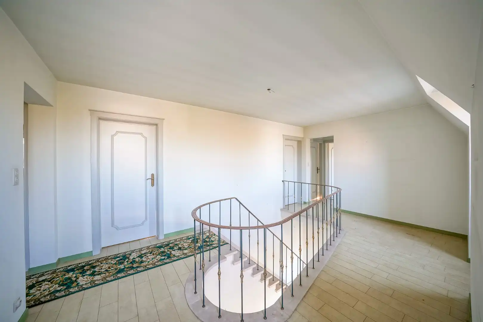  Statige villa uit de jaren ‘65 met zuidgerichte tuin in hartje Oudenburg. foto 18