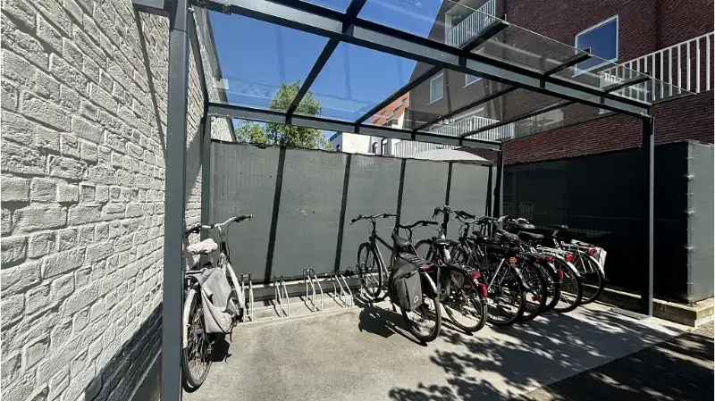 Recent 1-slaapkamerappartement met AUTOSTANDPLAATS te koop in Kristus-Koning Brugge foto 9