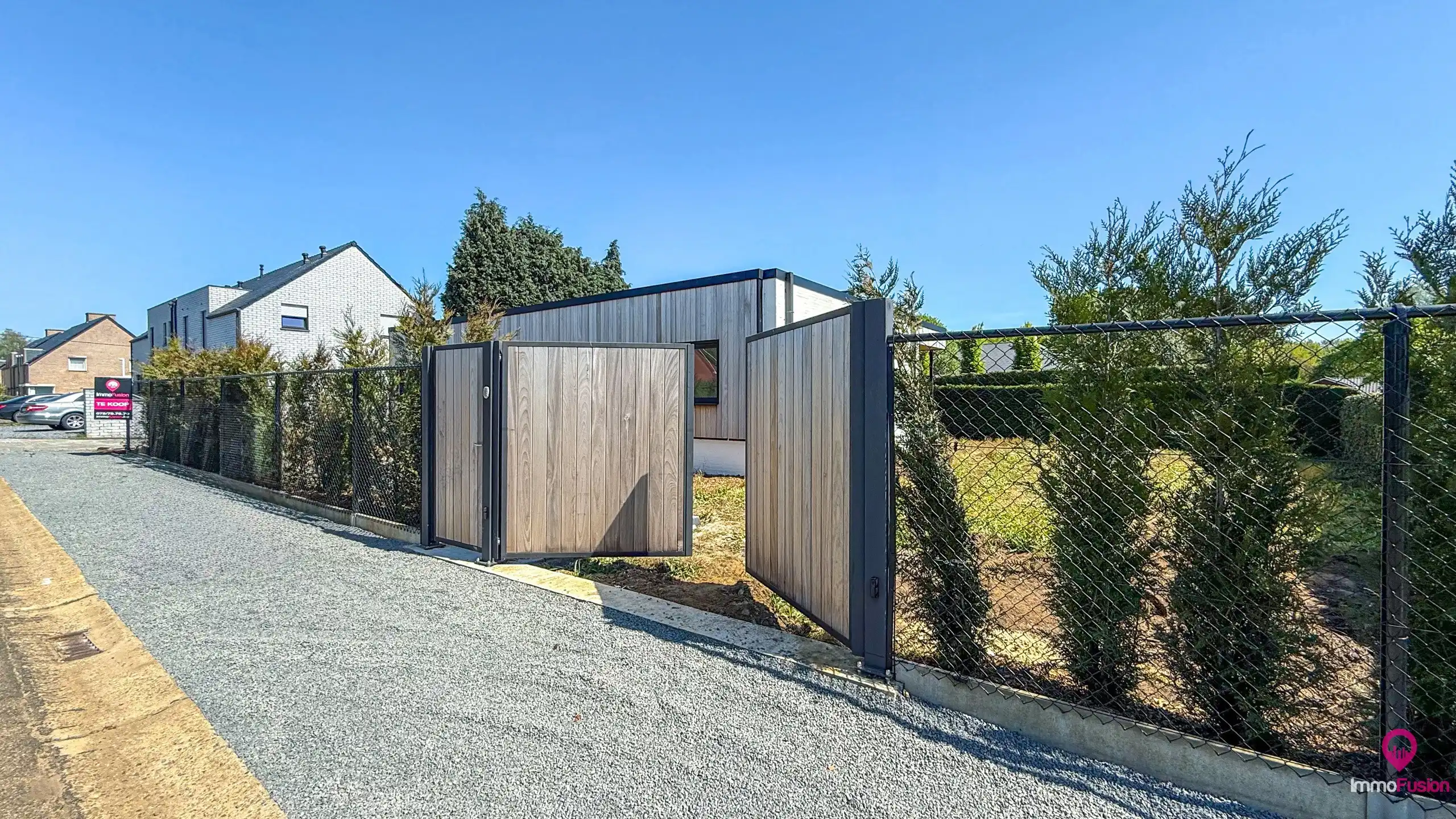Totaalgerenoveerde, instapklare woning met 3 slpks te Zolder foto 57