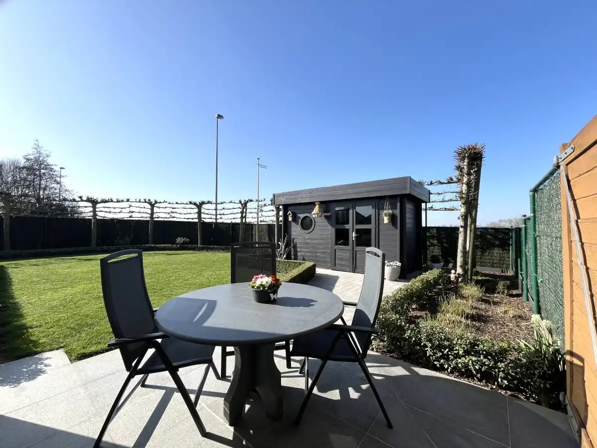 Dadizele – Ruime woning met loods van ca. 400 m², zwembad en bureelruimte foto 36