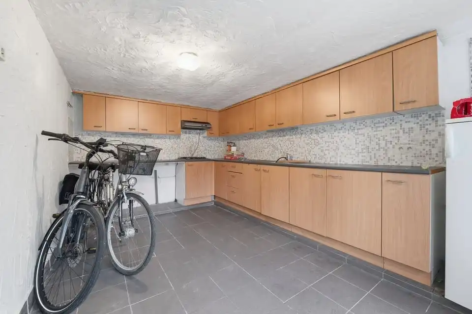 RUIM TE RENOVEREN PAND MET UITZONDERLIJK POTENTIEEL IN RIEMST foto 24