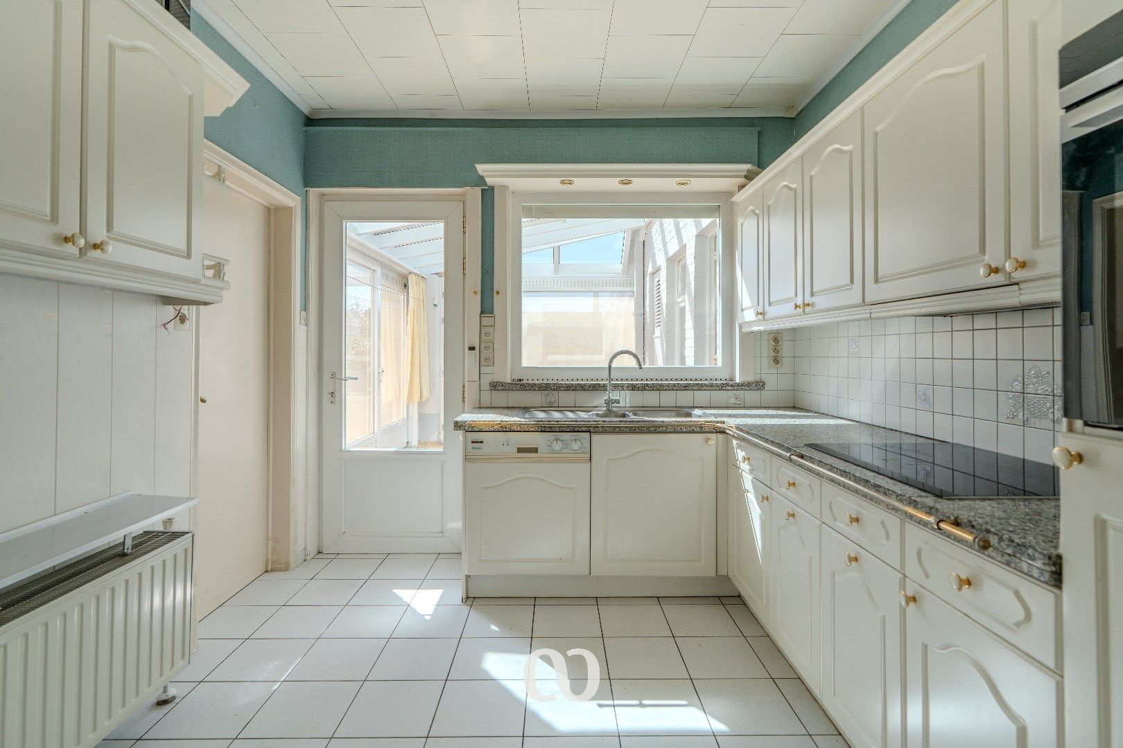 Deels gerenoveerde woning in het centrum van Oudenaarde foto 4