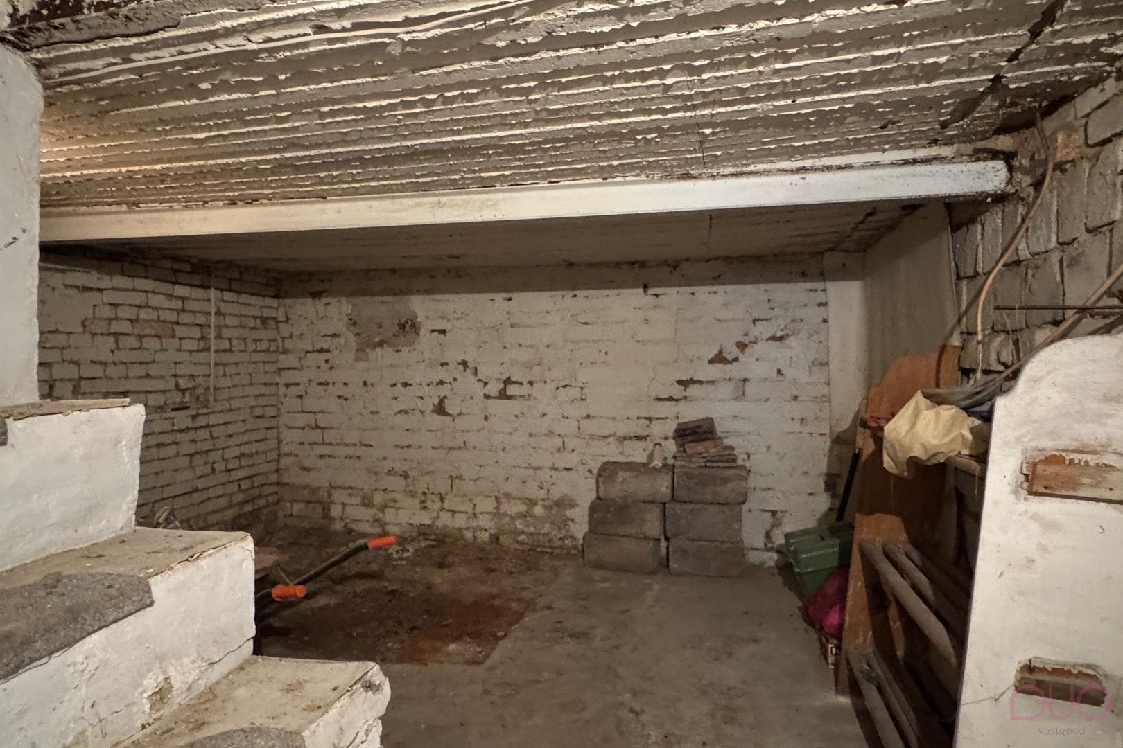 Renovatiewoning met garage en 2 slaapkamers op een toplocatie nabij het centrum van Tongeren foto 15