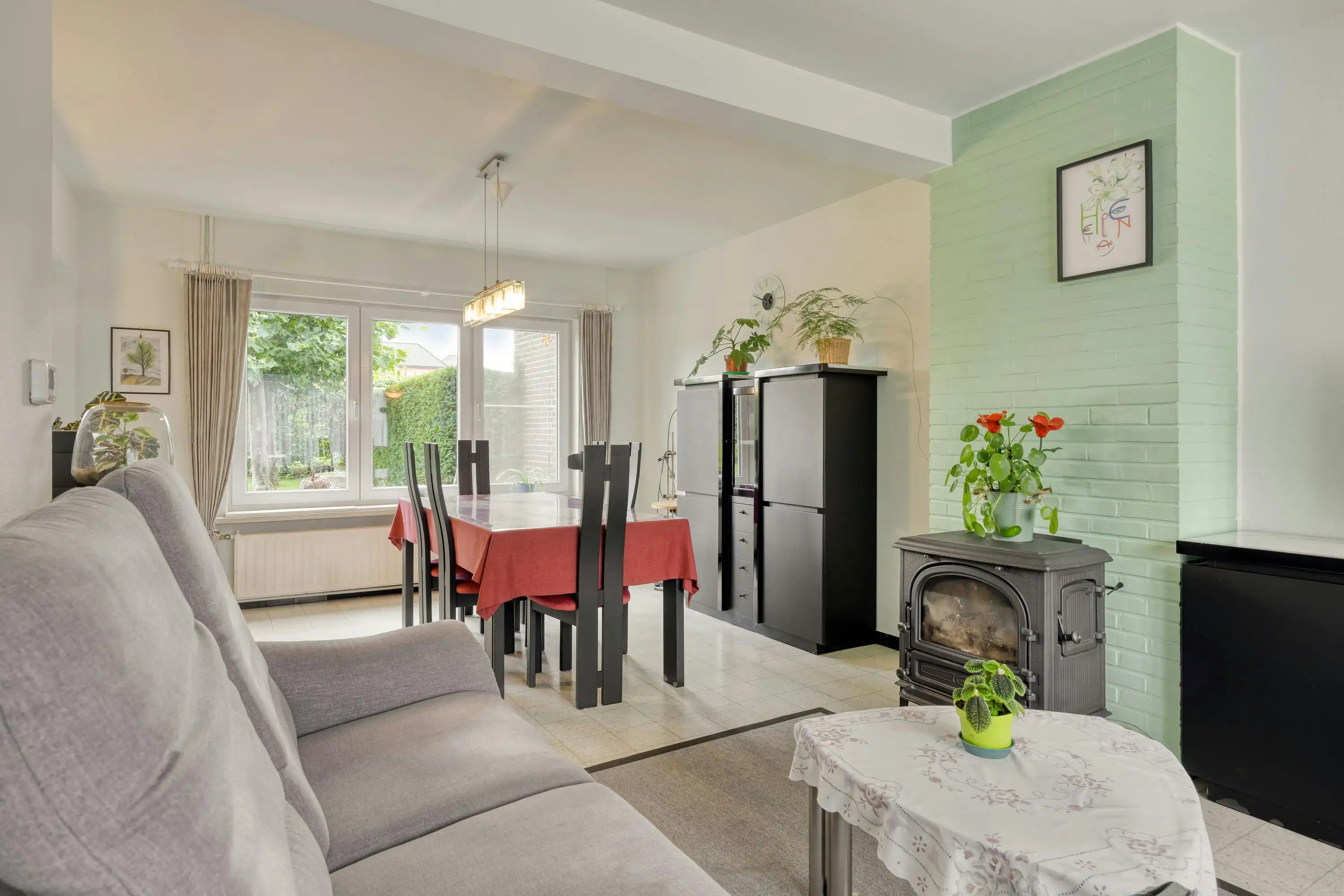 Halfopen bebouwing met drie slaapkamers te Sint-Lambrechts-Herk foto 3