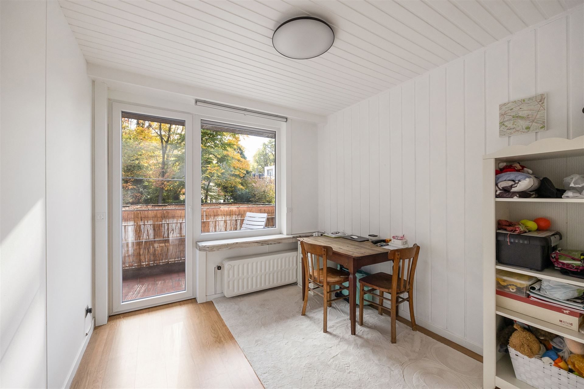 Instapklaar Appartement met Terras en Garage foto 10