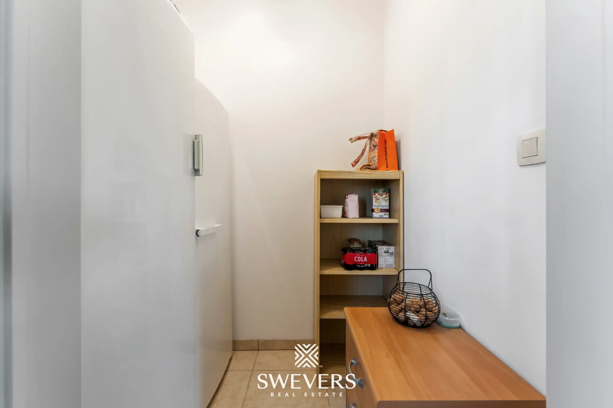Rustig gelegen, recente en instapklare woning met ruime tuin te Budingen. foto 10