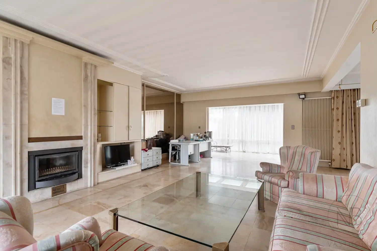 Klassieke villa met 5 slaapkamers ( momenteel met handelshuurovereenkomst) foto 8