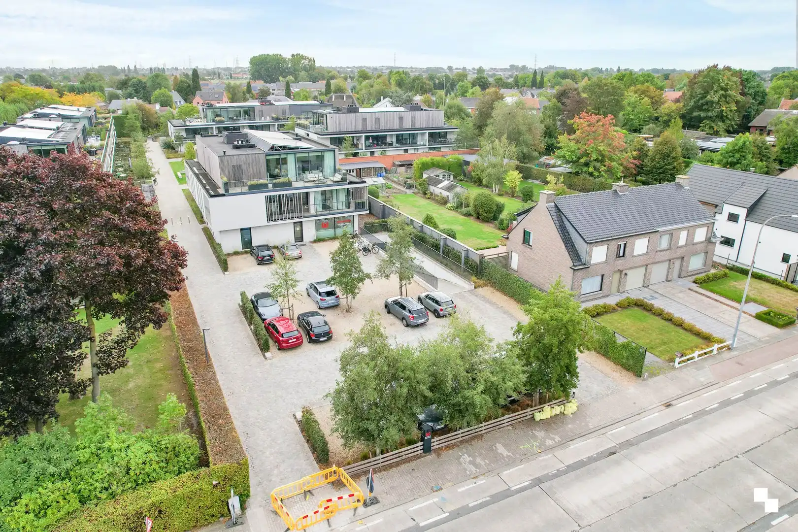 Uniek & bijna energieneutraal penthouse met riant terras te Bosmolens foto 28