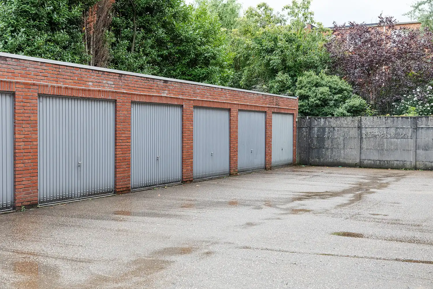 GERENOVEERD APPARTEMENT MET 2 SLAAPKAMERS, BUREAURUIMTE EN TERRAS foto 17