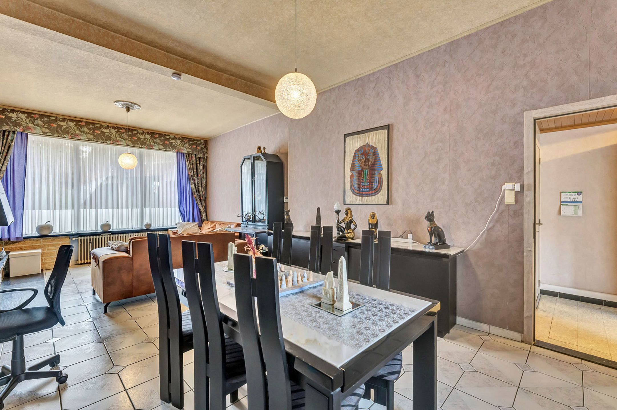 Instapklare woning met 4 slpks, dubbele garage en ruim terras foto 4