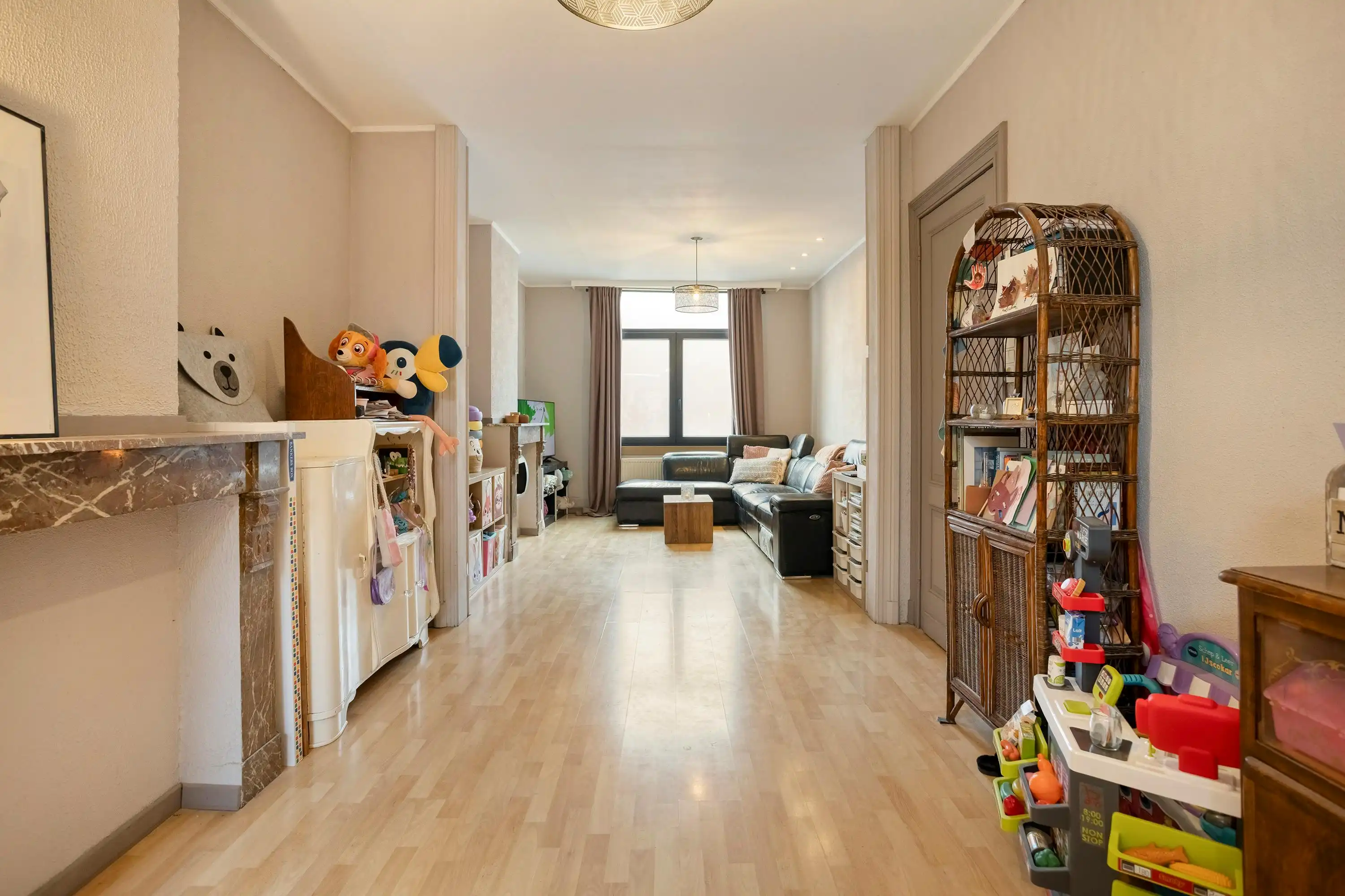 Huis met 4 slaapkamers en tuin te koop in Hoboken foto 4