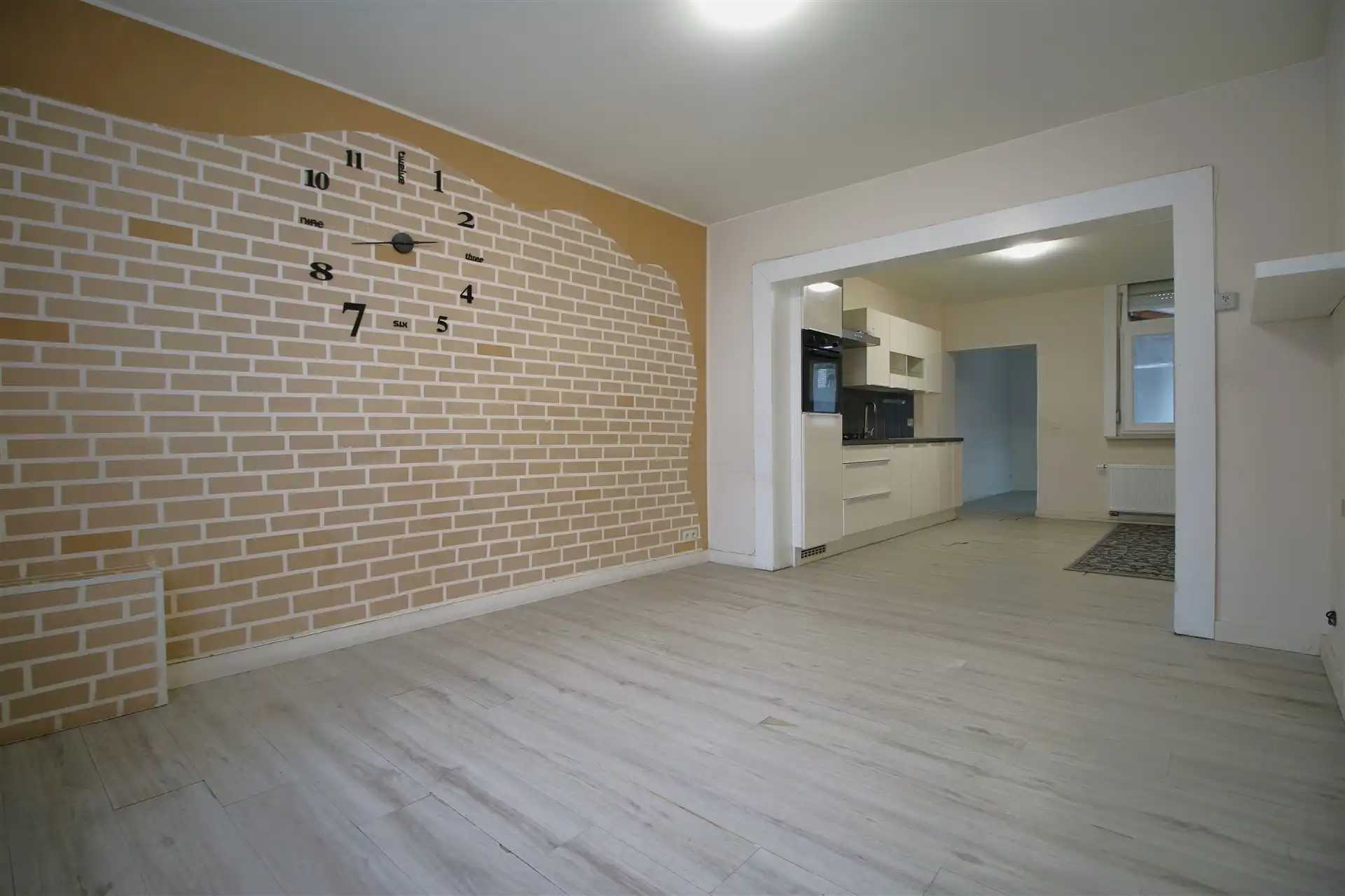 Vernieuwde rijwoning met tuin i.h. centrum foto 3