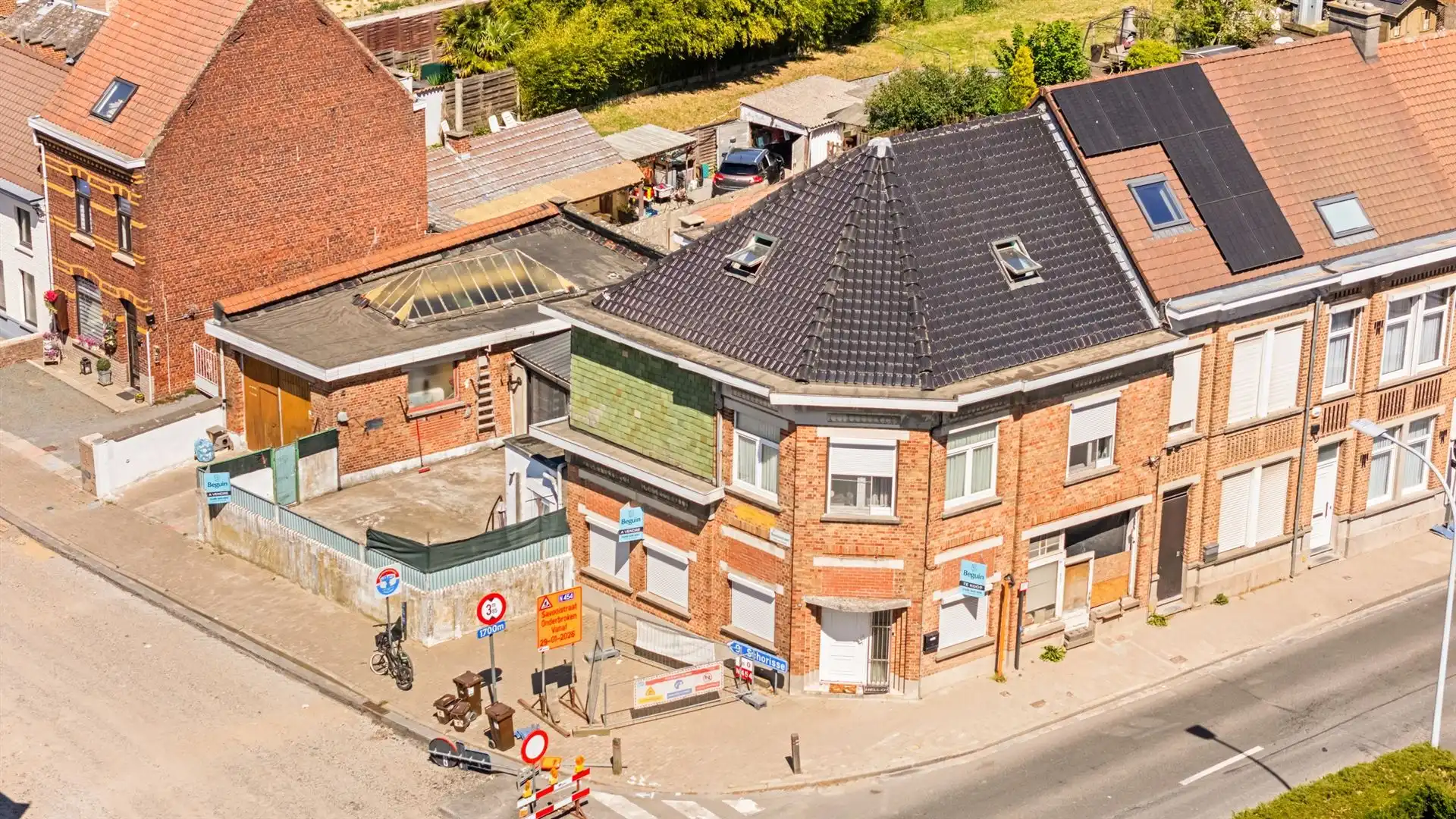 Instapklare woning met 5 slaapkamers en grote garage foto 25