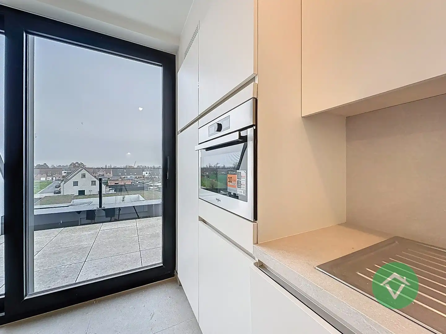 Uniek nieuwbouw appartement met 2 slaapkamers en veel zonlicht te Eernegem foto 19