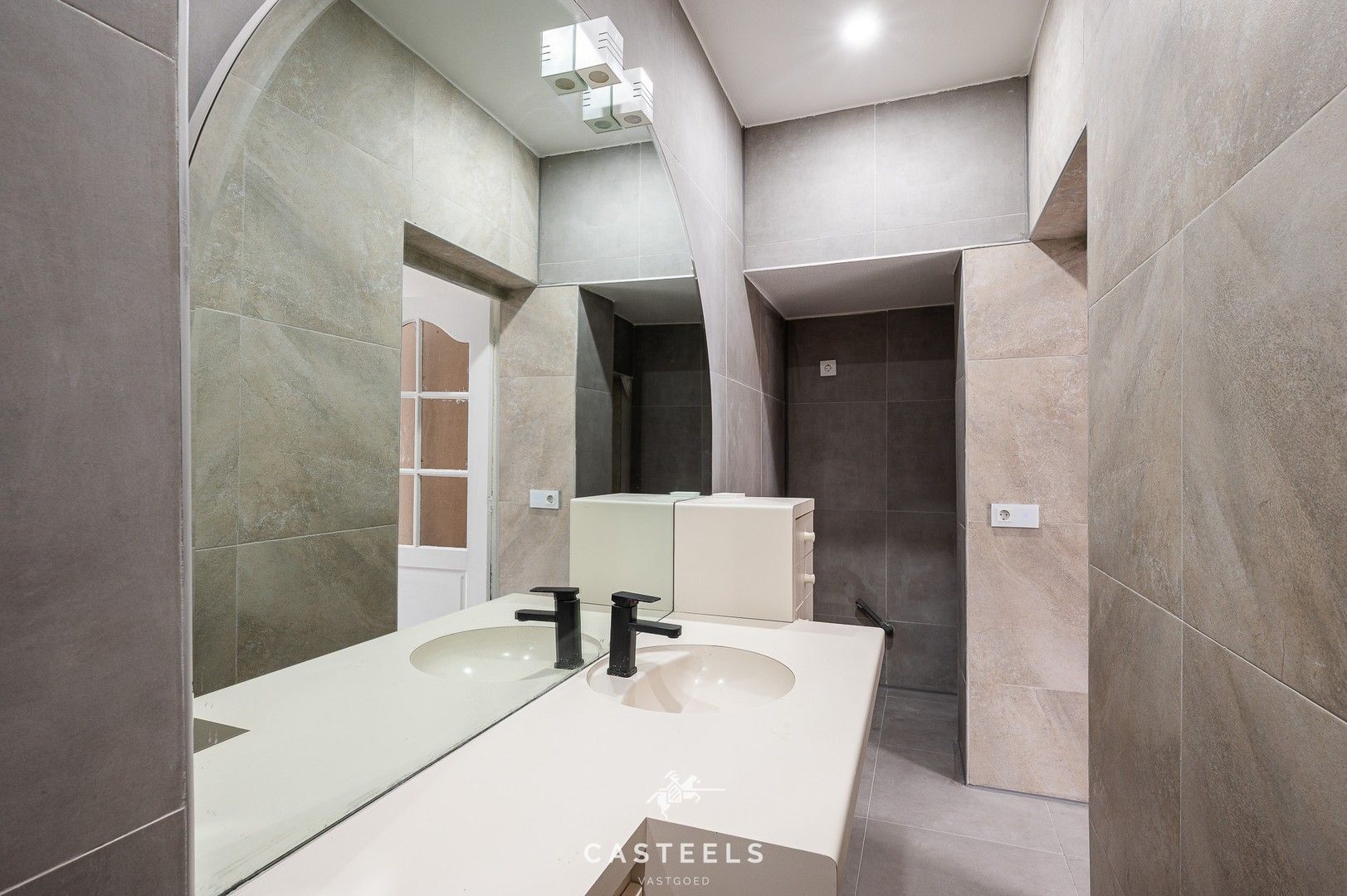 Instapklare gezinswoning met 4 slaapkamers te Gent te koop foto 13