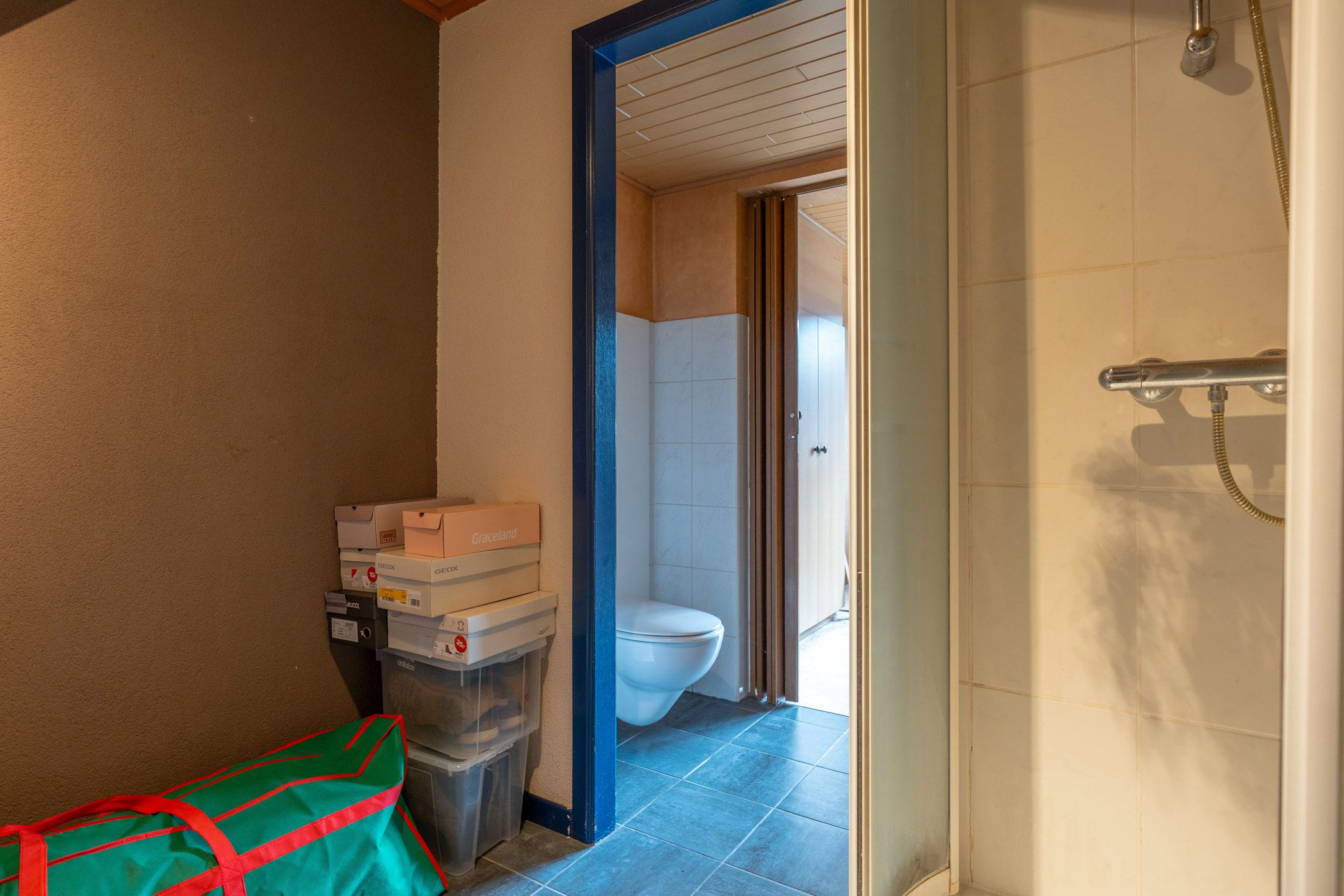 Te renoveren woning met tuin nabij centrum Vosselaar. foto 12
