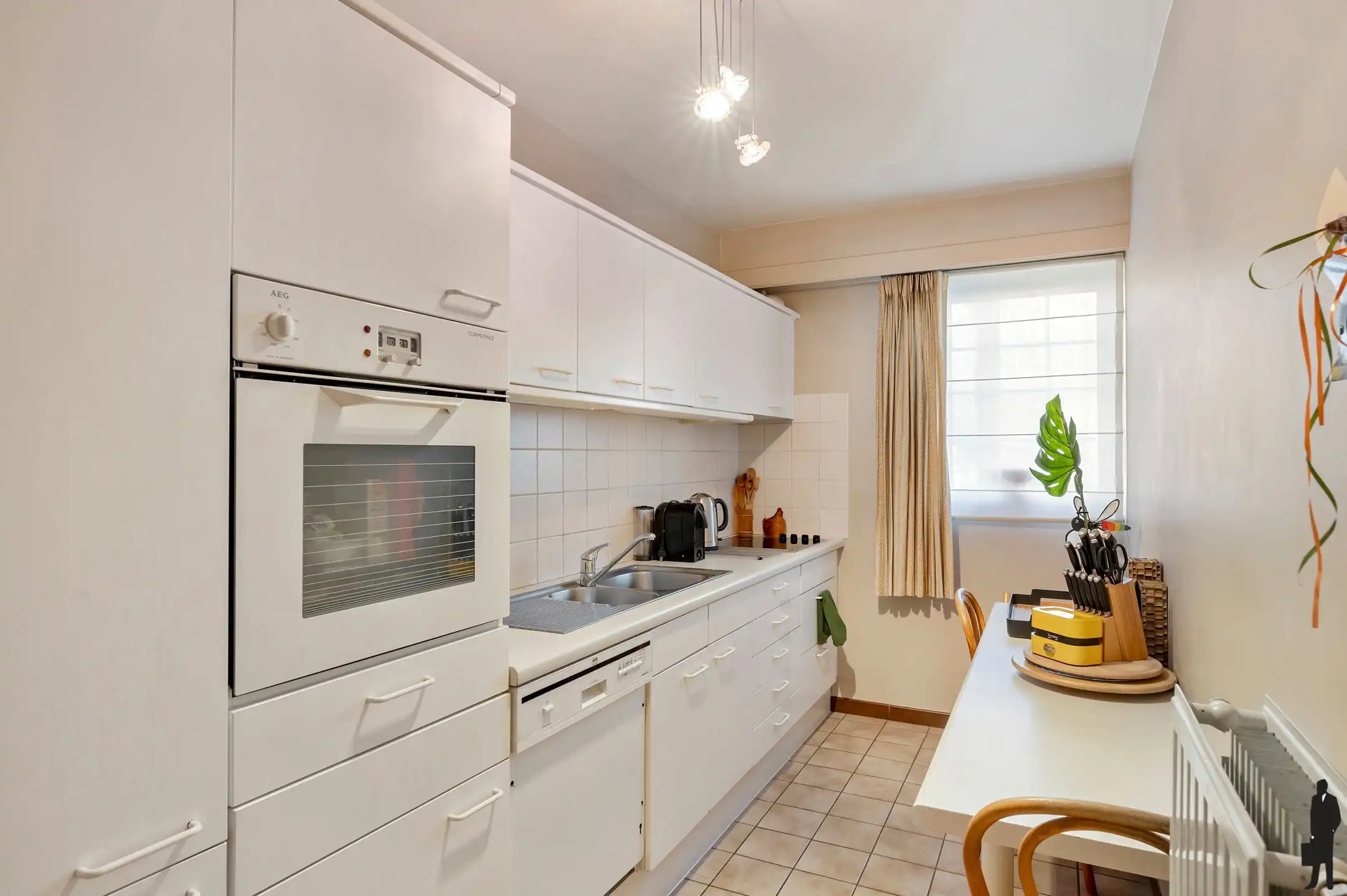 Instapklaar gelijksvloersappartement met 3 slaapkamers en tuin!  foto 8