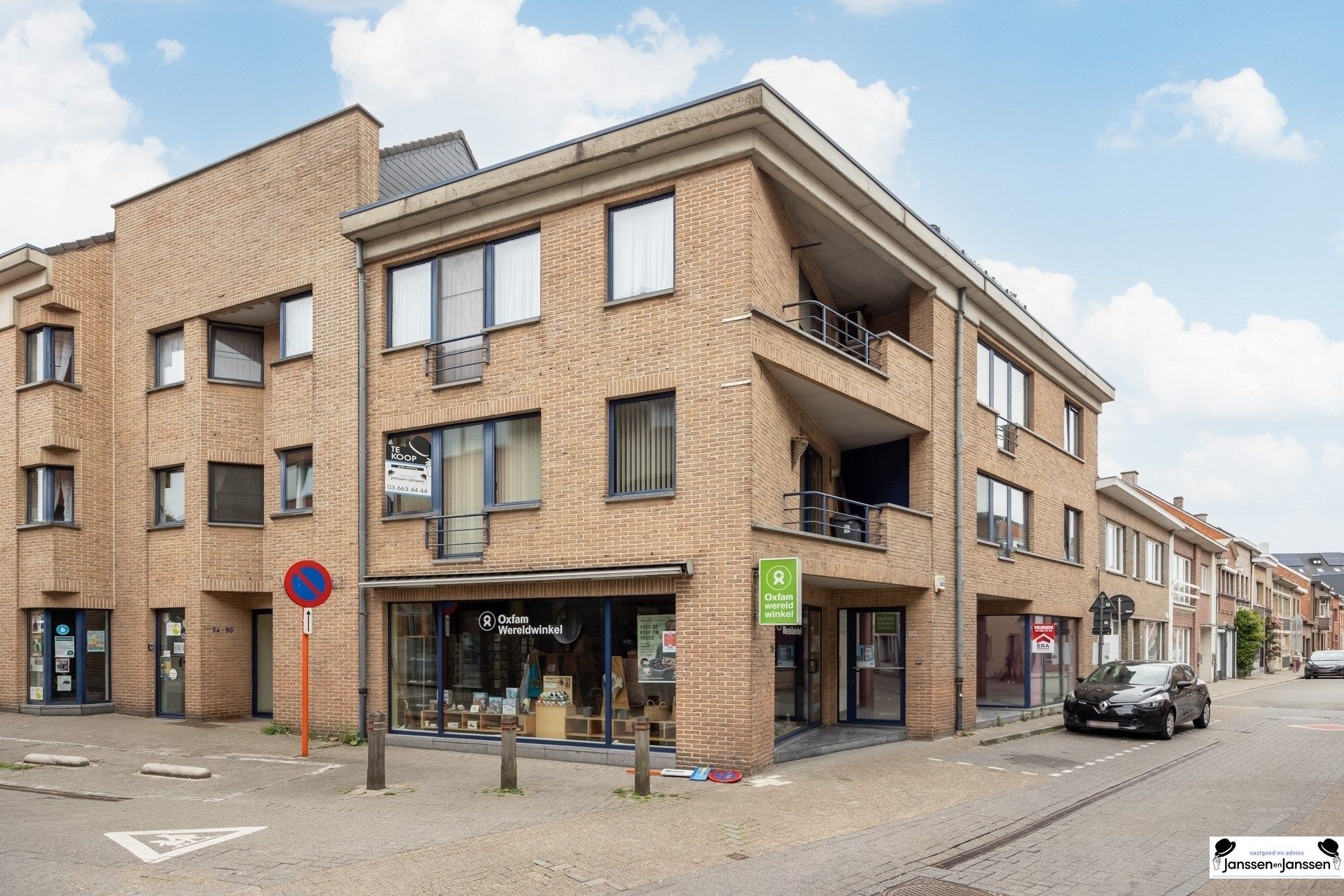 Lichtrijk instapklaar 2 kamer appartement in centrum Temse foto 12
