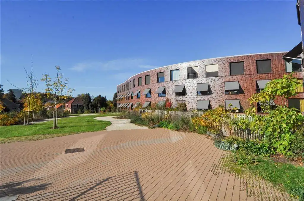 Serviceflat gelijkvloerse verdieping met 1 slaapkamer foto {{pictureIndex}}